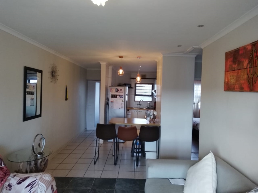 2 Bedroom Property for Sale in Goodwood Park Western Cape